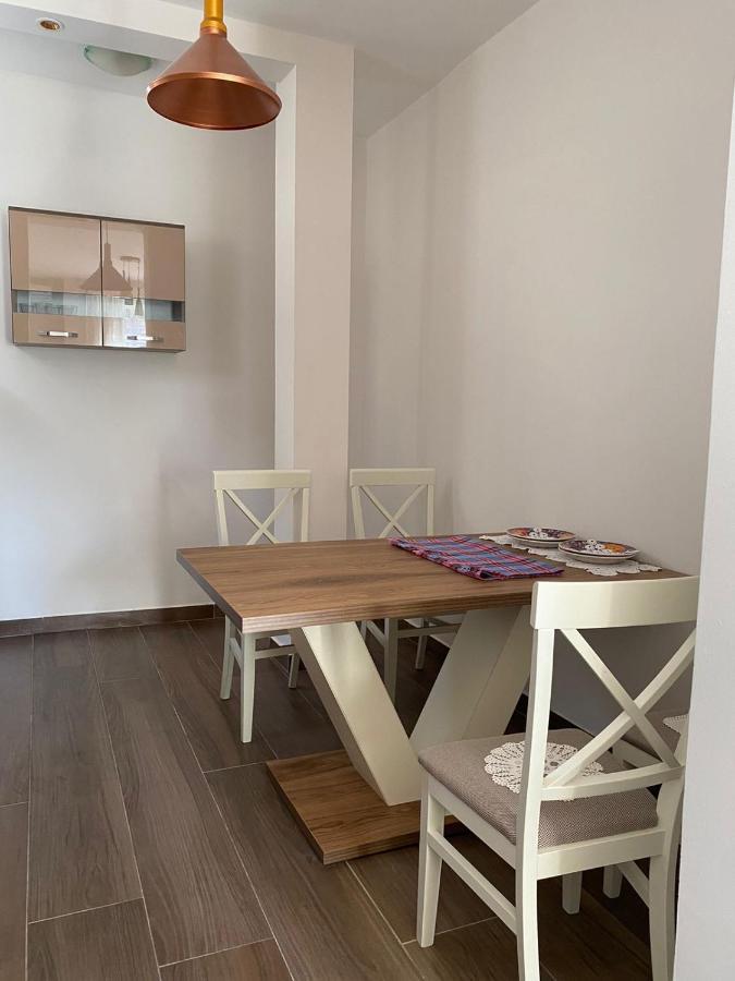 Apartmani Vila Цетинє Екстер'єр фото