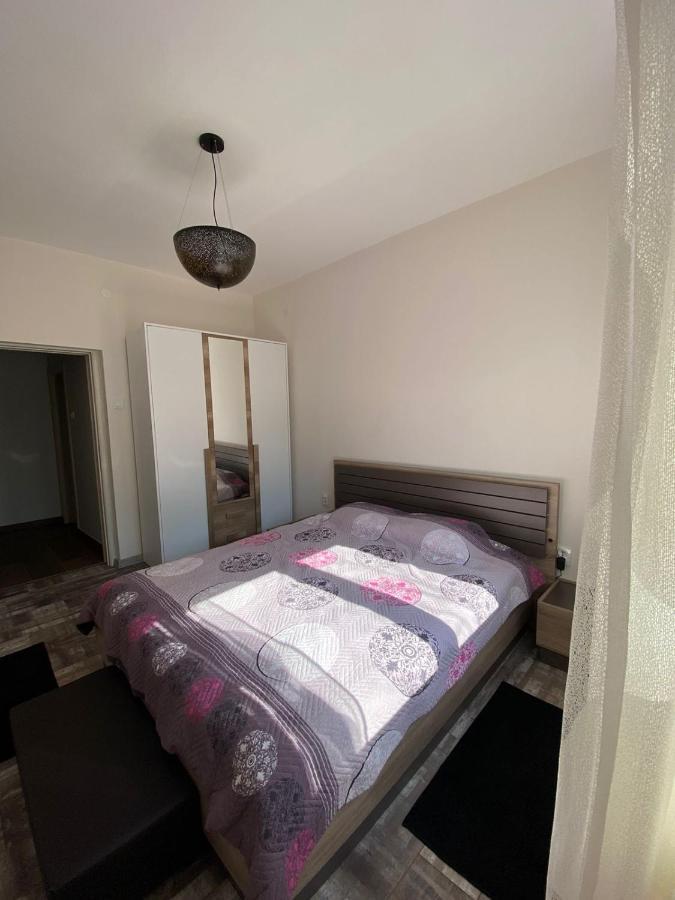 Apartmani Vila Цетинє Екстер'єр фото